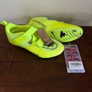 NWT Nike Cycling Shoes - M14